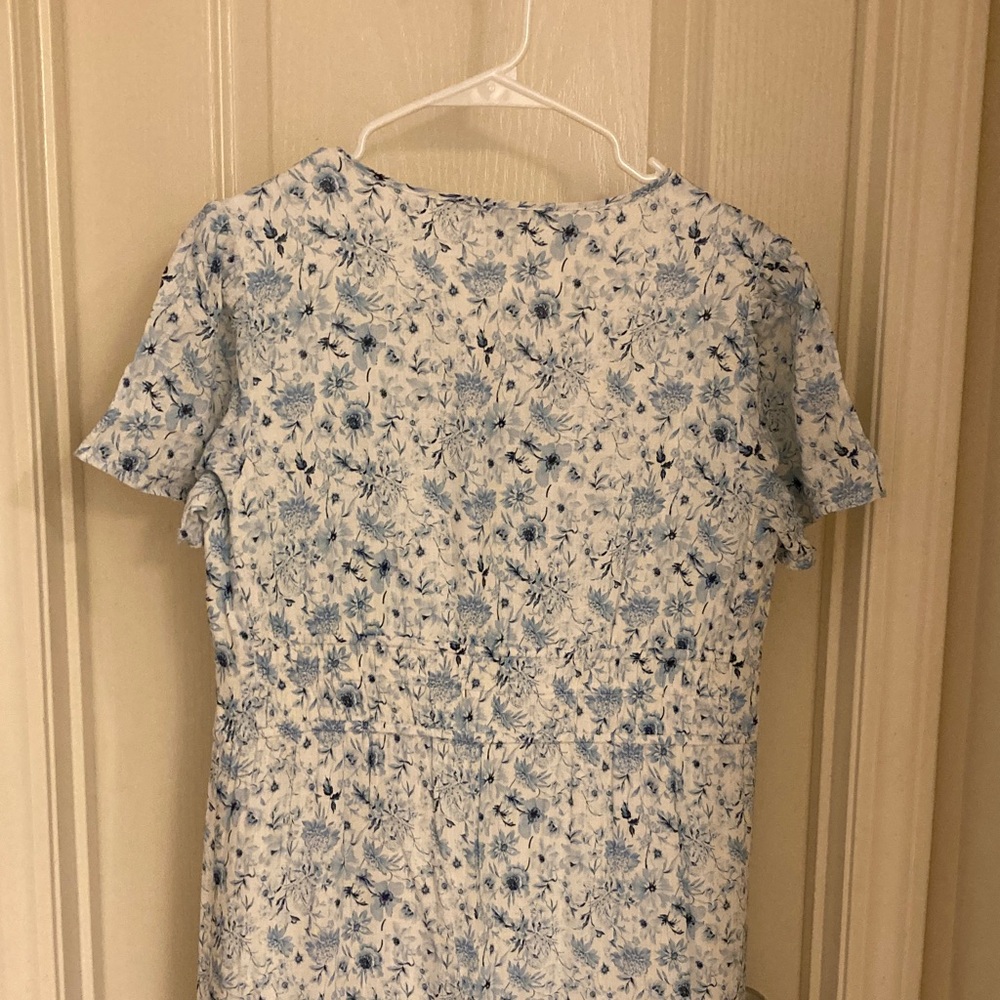 Chic Blue Floral Maxi Dress - Picture 6 of 11